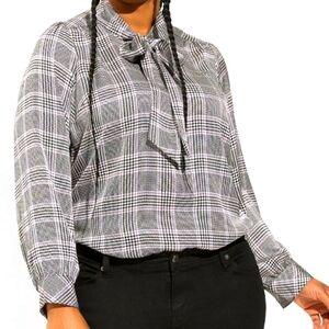 Torrid Blouse with Bow-Tie Size 3